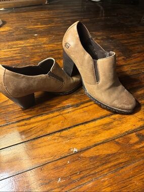 Born Tan Suede Block Heel Ankle Booties